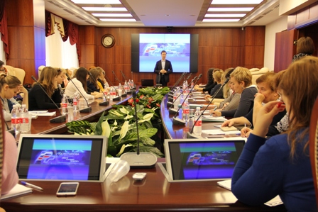 Выступающий - А.А. Медников, директор АО «РОСТЕСТ» IMG_6685.JPG